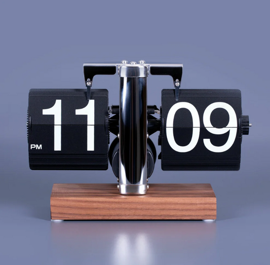 FlipClock Saat – Zamanın Estetik Akışı