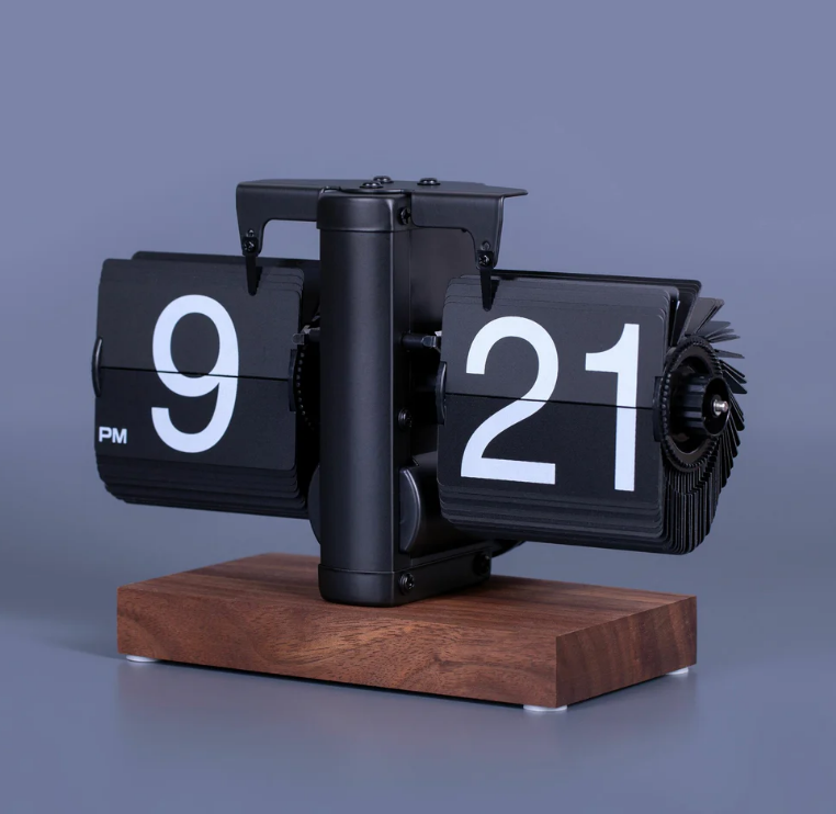 FlipClock Saat – Zamanın Estetik Akışı