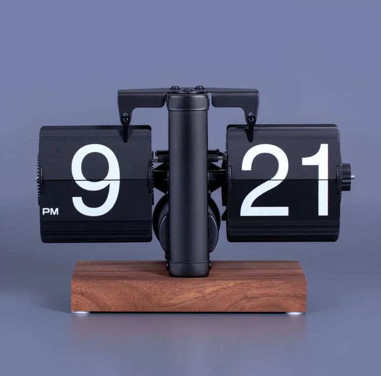 FlipClock Saat – Zamanın Estetik Akışı